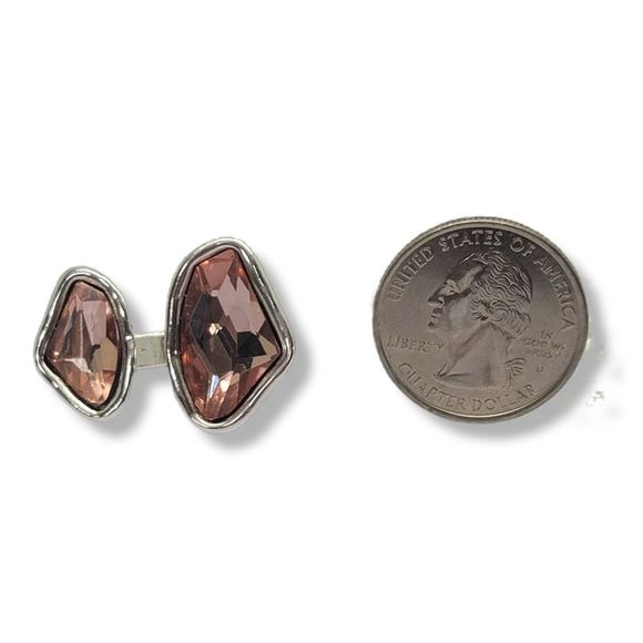 Simulated Morganite Crystal Freeform Silvertone Hammered Finish Ring - Picture 7 of 7